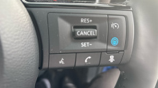 Nissan Qashqai 1.3 DiG-T MH Tekna 5dr Petrol Hatchback